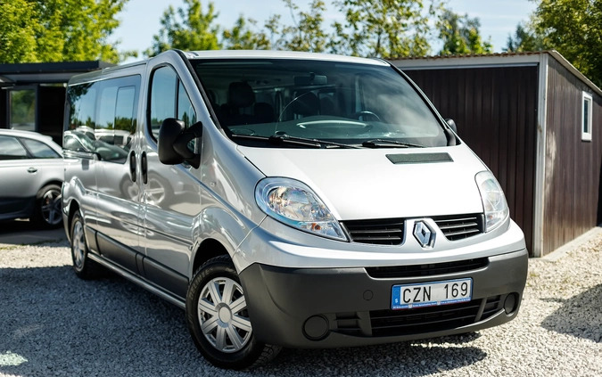 Renault Trafic cena 58900 przebieg: 218000, rok produkcji 2014 z Sandomierz małe 667